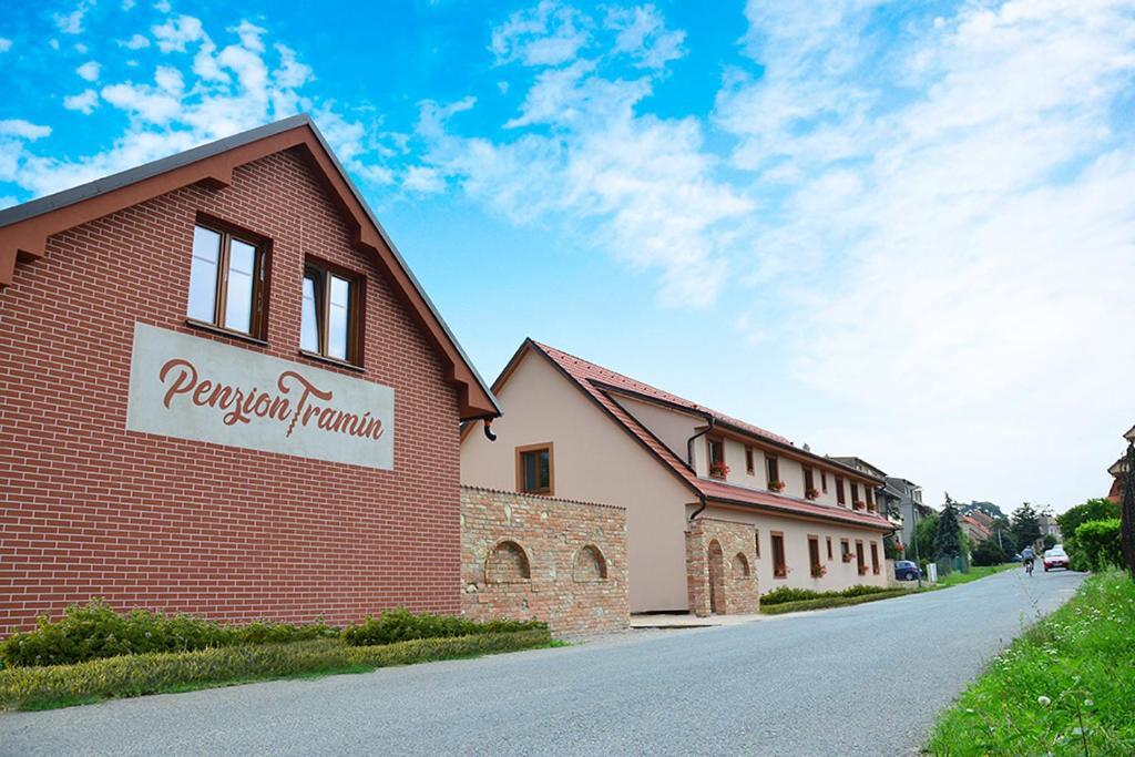 Penzion Tramin Вальтице Экстерьер фото